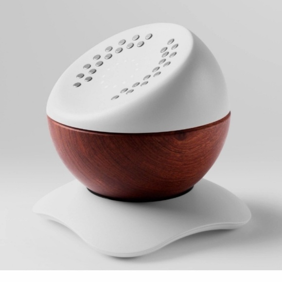 Core by Hyperice Smart Meditation Trainer - Picture 3 of 4